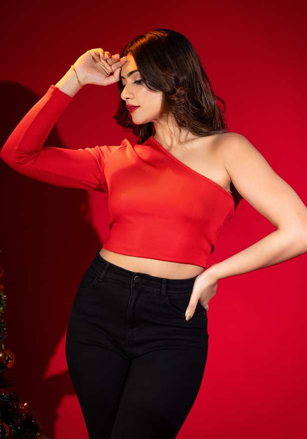 SALMA ONE SHOULDER RED TOP